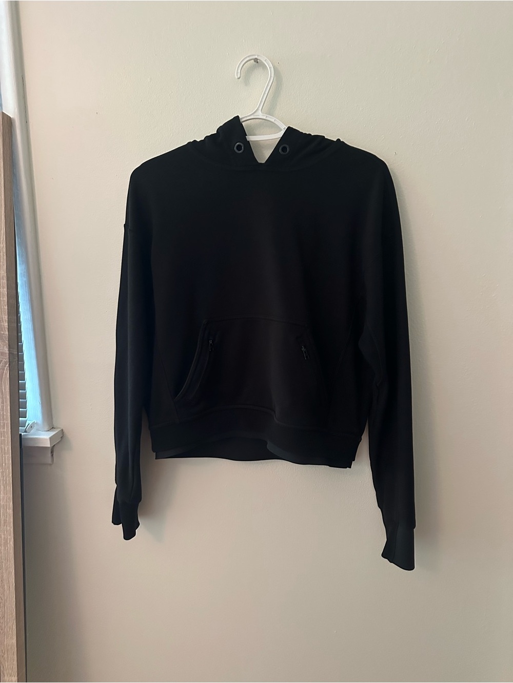 Athleta black hoodie cropped